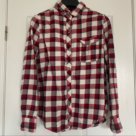 BDG | Boyfriend Fit Red and White Plaid Flannel - Picture 5 of 14